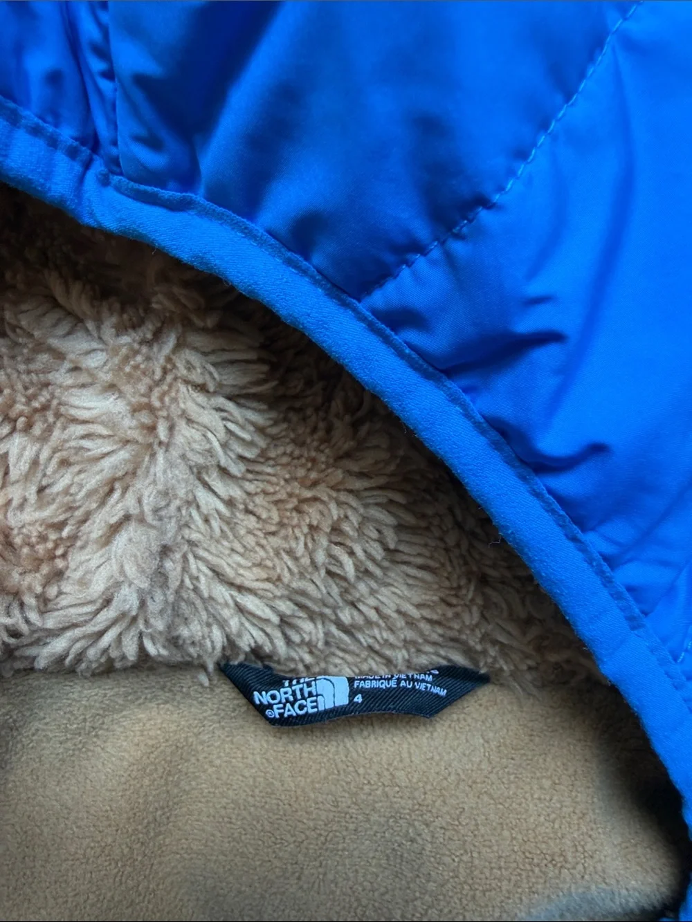 The North Face Boys Moondoggy 600-Fill Down Heavyweight Puffer Jacket Blue